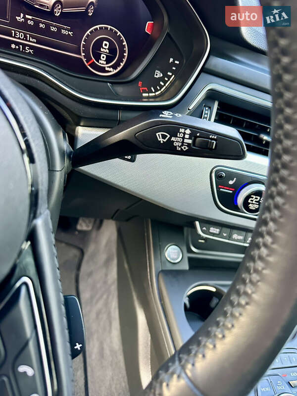 Седан Audi A4 2018 в Киеве