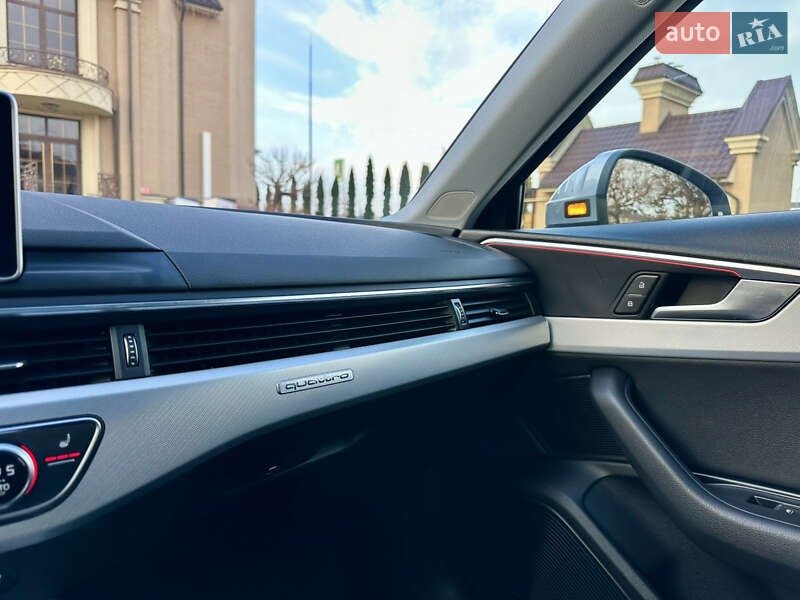 Седан Audi A4 2018 в Киеве