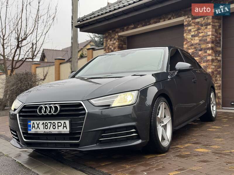 Седан Audi A4 2018 в Харькове