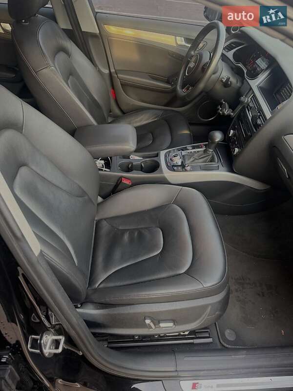 Седан Audi A4 2015 в Киеве