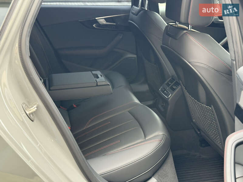 Седан Audi A4 2018 в Ирпене