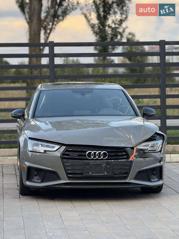 Седан Audi A4 2018 в Ирпене