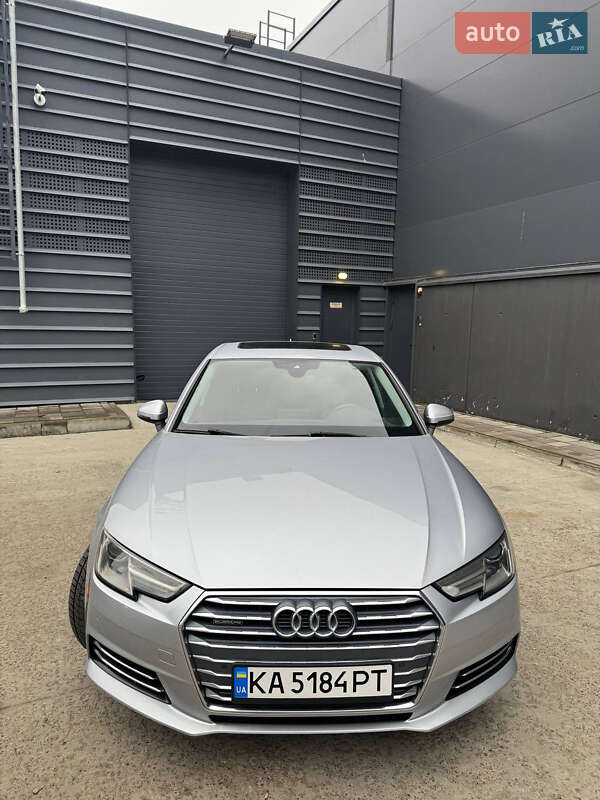 Седан Audi A4 2016 в Киеве