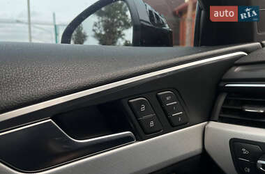 Седан Audi A4 2016 в Ужгороді