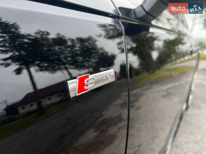 Седан Audi A4 2016 в Ужгороді