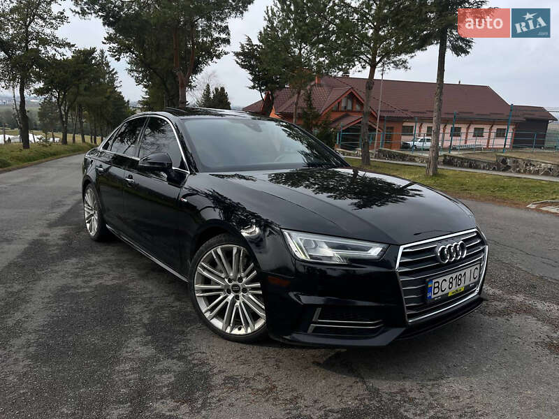 Седан Audi A4 2016 в Ужгороді