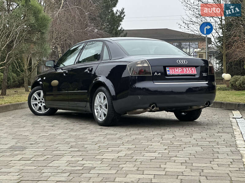Седан Audi A4 2003 в Сарнах