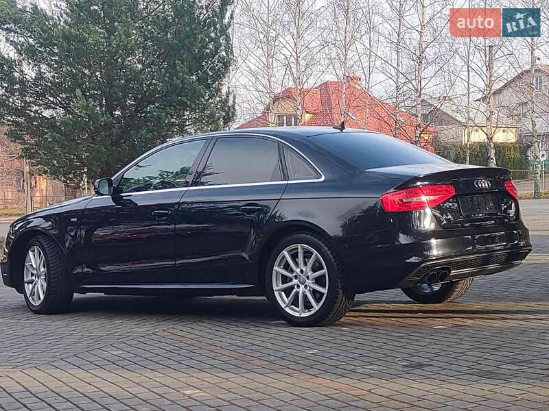 Седан Audi A4 2013 в Дрогобыче