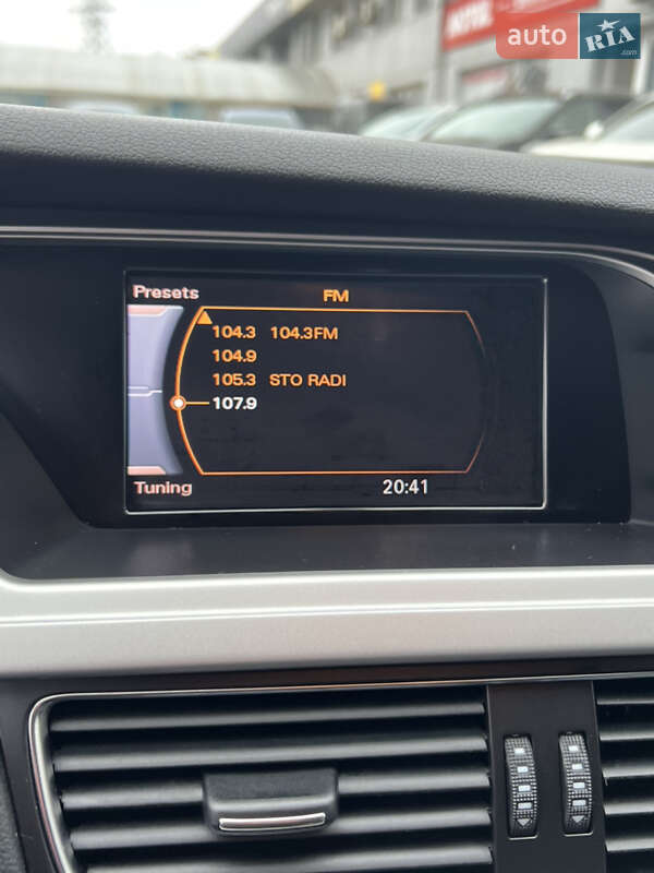 Седан Audi A4 2011 в Одессе