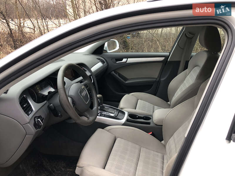 Універсал Audi A4 2011 в Галичі