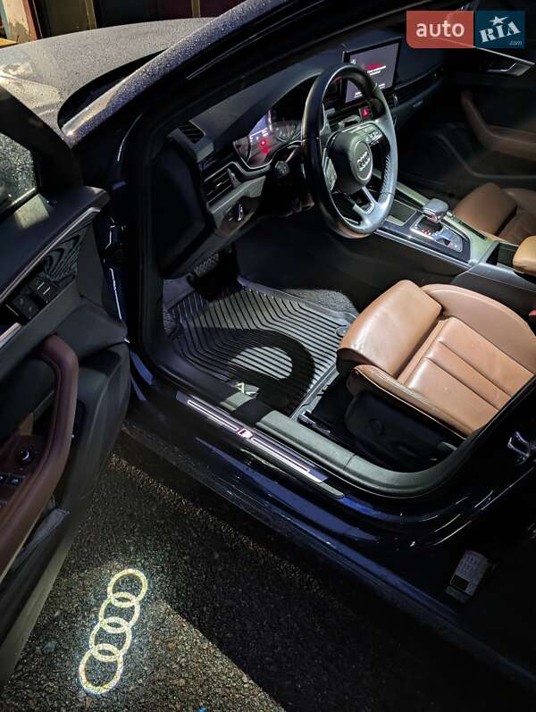 Седан Audi A4 2020 в Чернигове