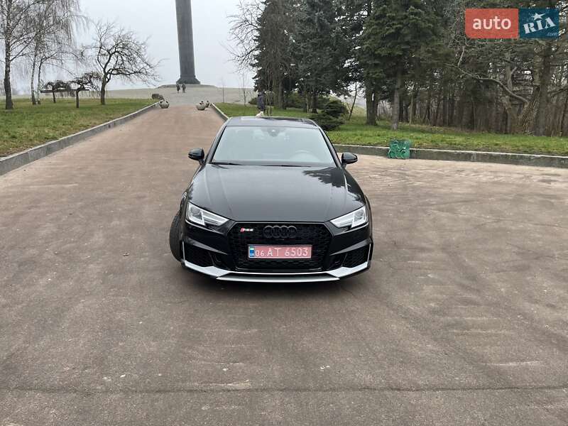 Седан Audi A4 2017 в Житомирі