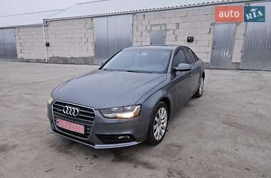 Седан Audi A4 2013 в Кагарлыке
