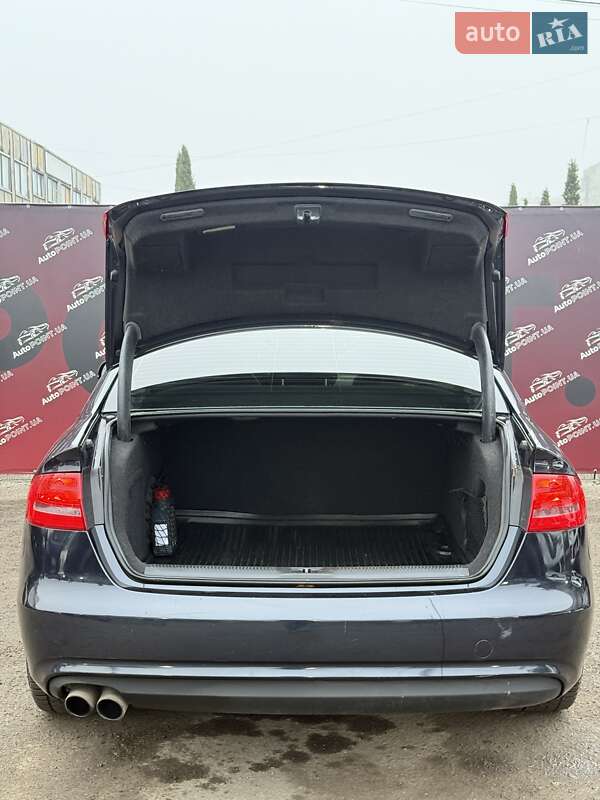 Седан Audi A4 2012 в Сумах