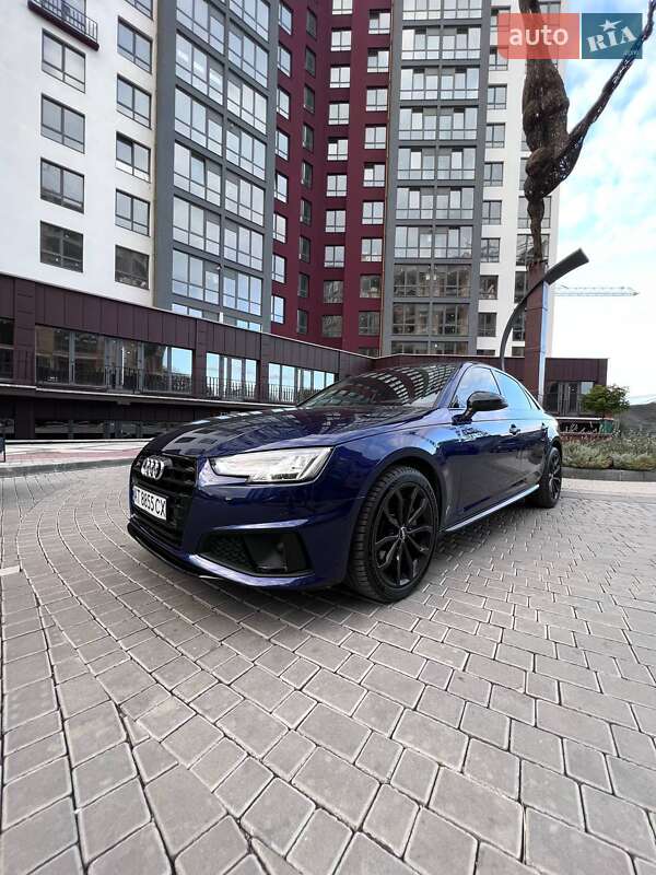 Седан Audi A4 2019 в Ивано-Франковске