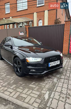 Седан Audi A4 2014 в Киеве