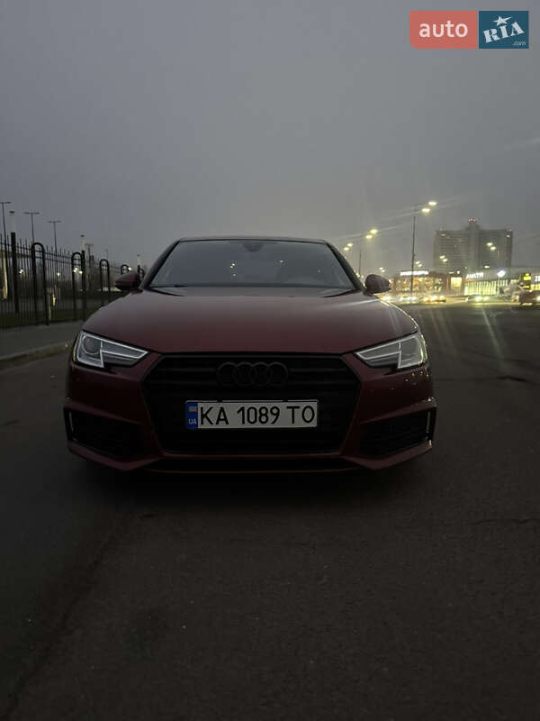 Седан Audi A4 2017 в Киеве