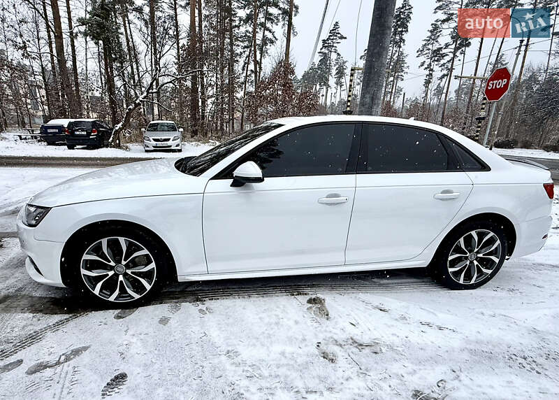 Седан Audi A4 2017 в Буче
