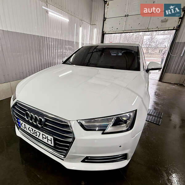 Седан Audi A4 2017 в Буче