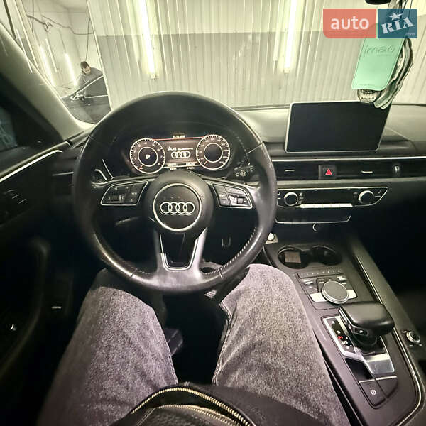 Седан Audi A4 2017 в Буче