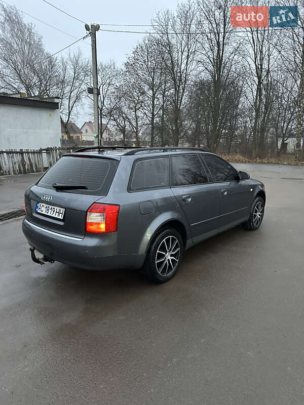 Универсал Audi A4 2002 в Костополе