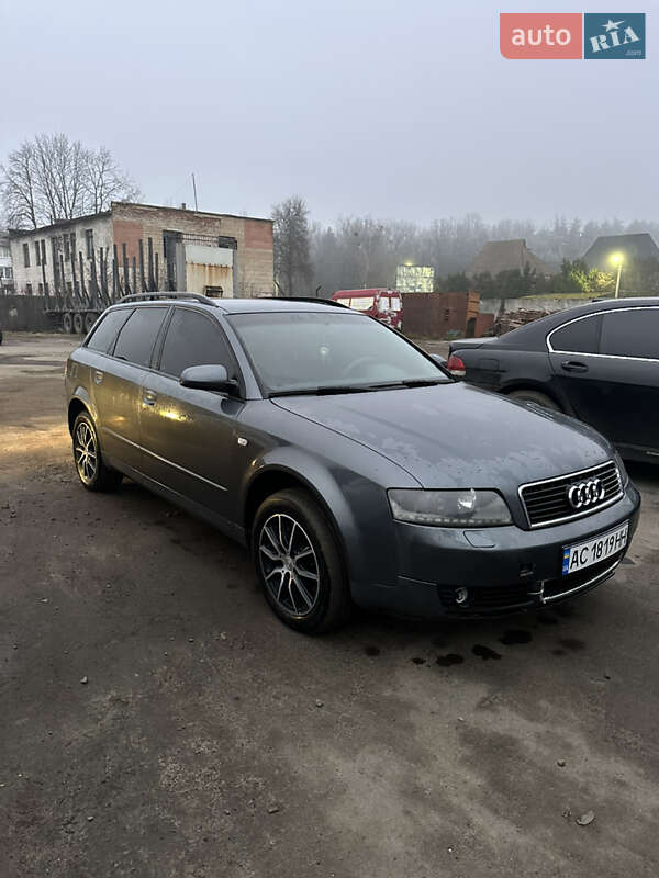 Универсал Audi A4 2002 в Костополе