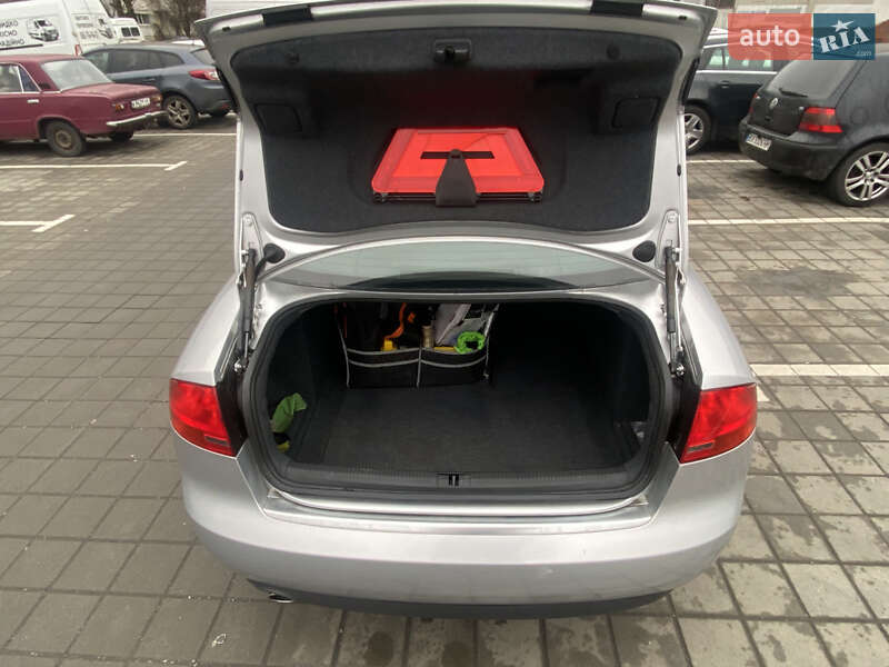 Седан Audi A4 2006 в Черкассах