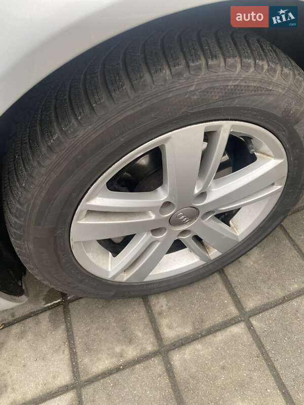 Седан Audi A4 2006 в Черкассах