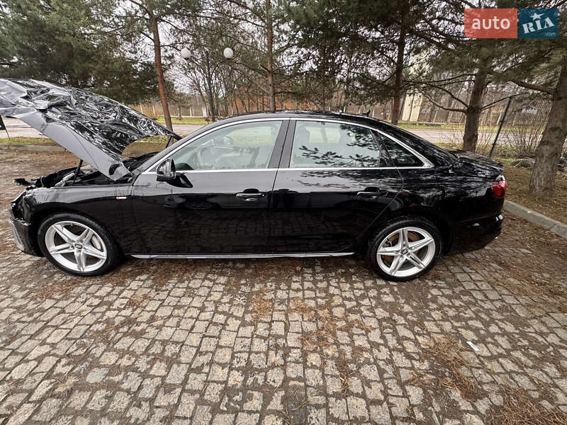 Седан Audi A4 2020 в Львове