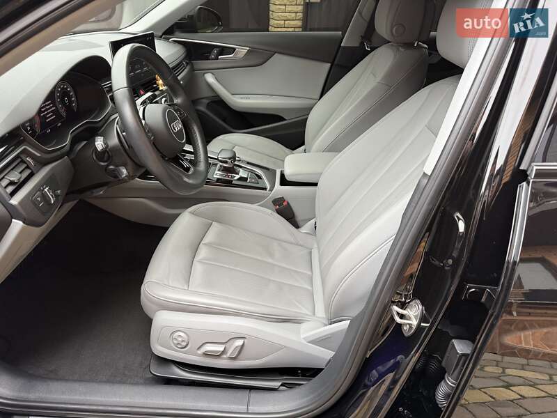 Седан Audi A4 2023 в Киеве