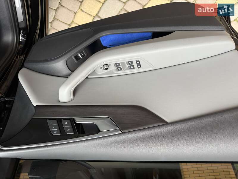 Седан Audi A4 2023 в Киеве