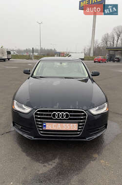 Седан Audi A4 2014 в Гайсине