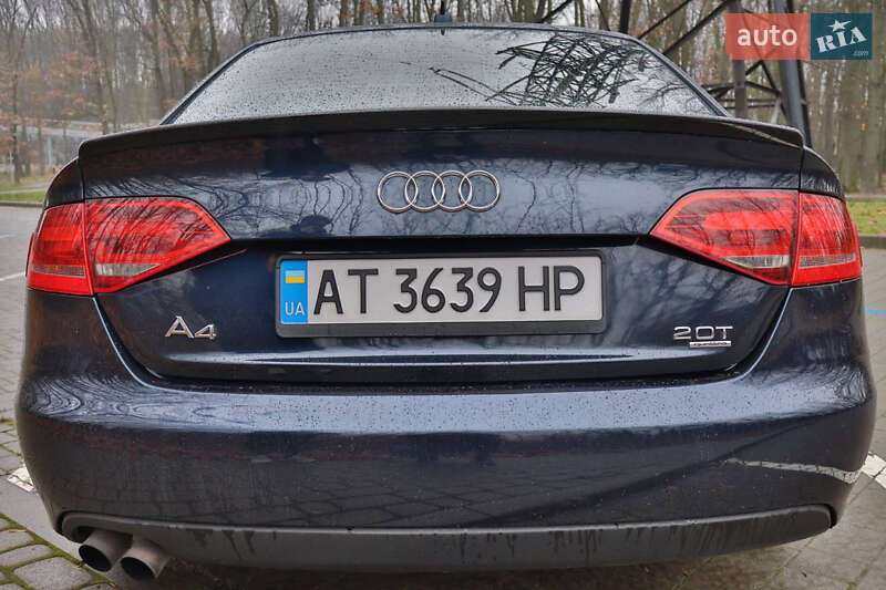 Седан Audi A4 2011 в Львове
