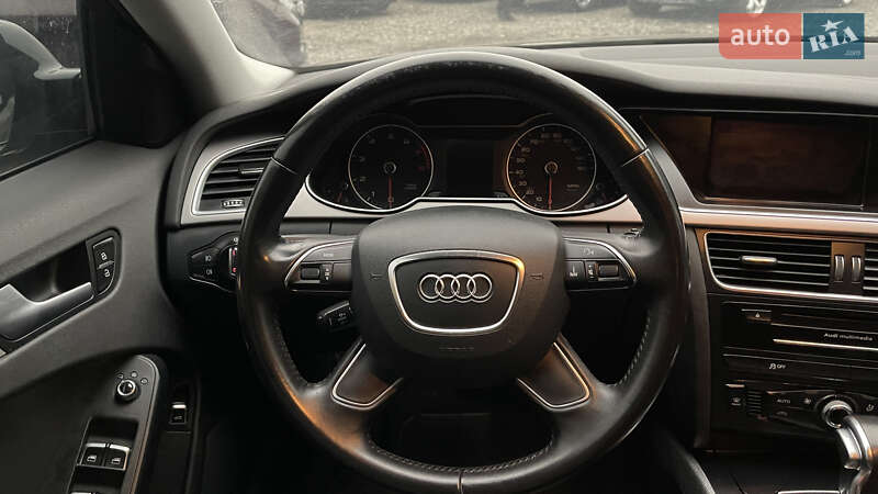 Седан Audi A4 2013 в Хмельницком