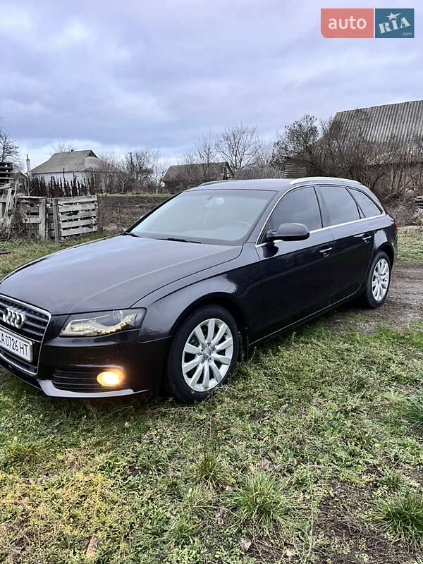 Седан Audi A4 2011 в Білій Церкві