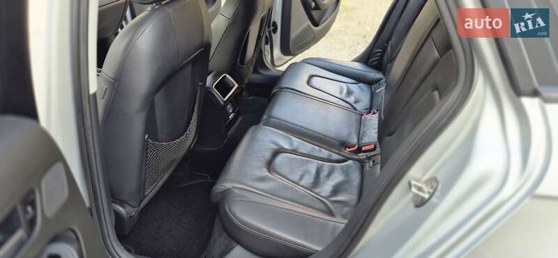 Седан Audi A4 2010 в Дубно