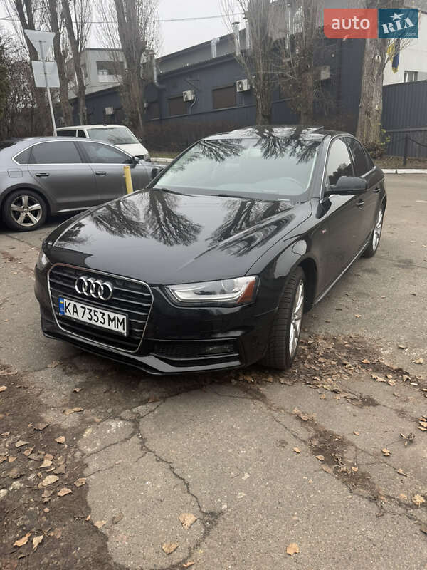 Седан Audi A4 2015 в Киеве