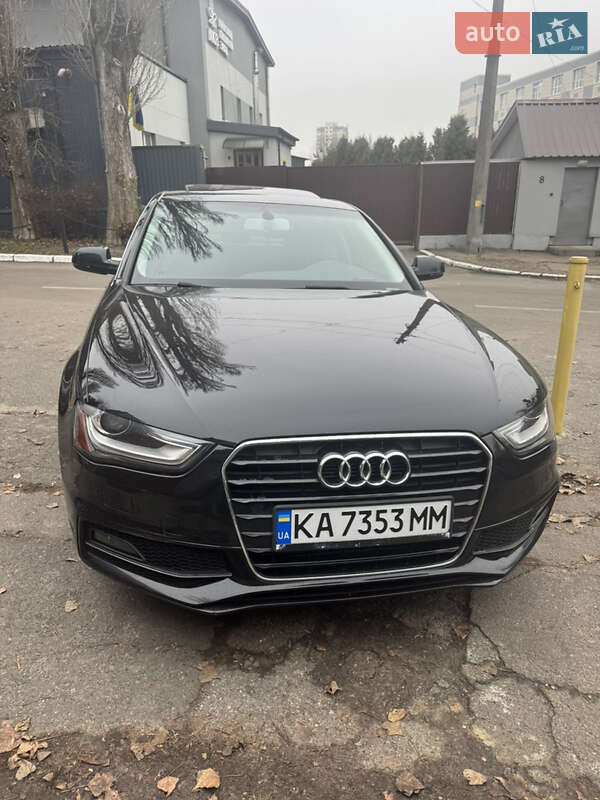 Седан Audi A4 2015 в Киеве