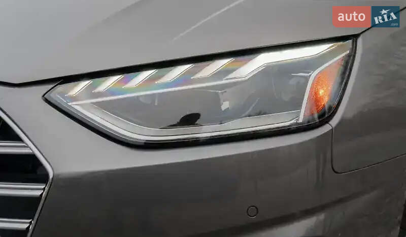 Седан Audi A4 2020 в Львове