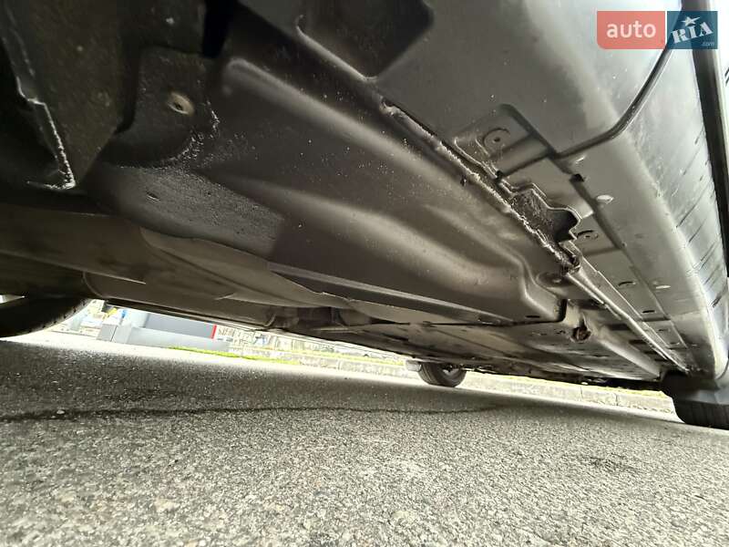 Седан Audi A4 2001 в Киеве