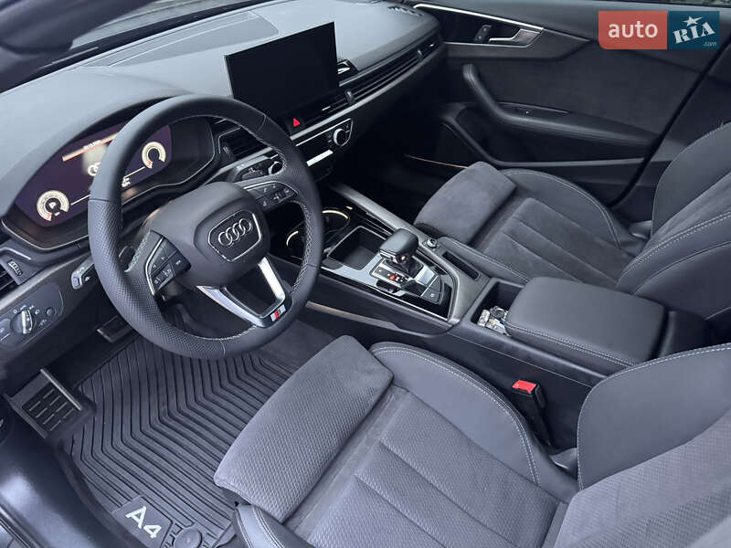 Седан Audi A4 2020 в Києві