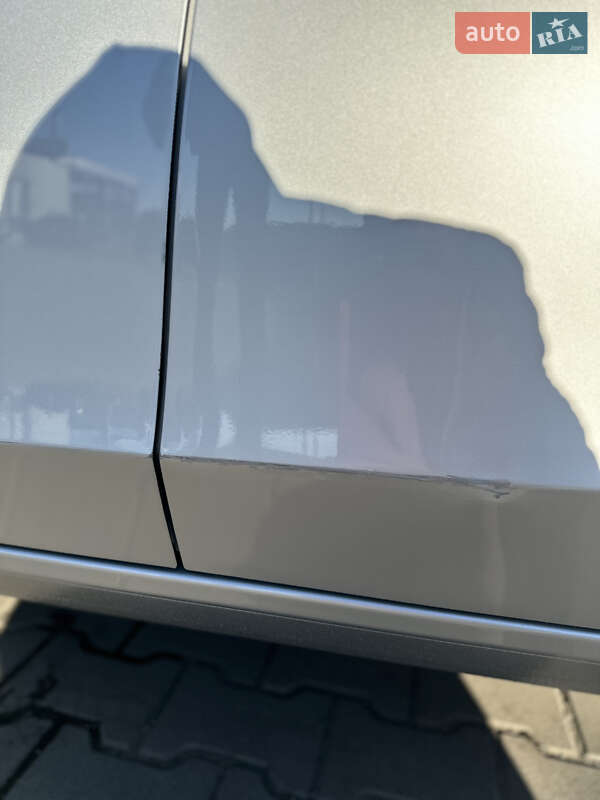 Седан Audi A4 2014 в Радехове