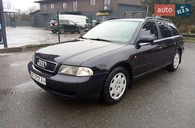 Универсал Audi A4 1997 в Надворной