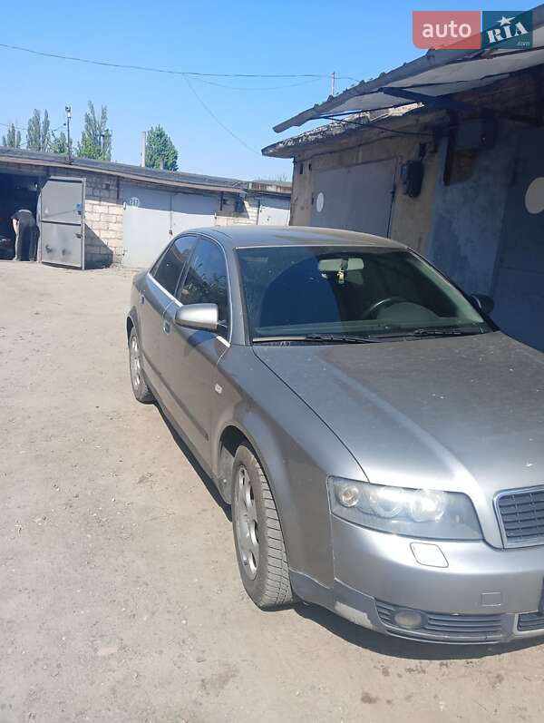Audi A4 2003
