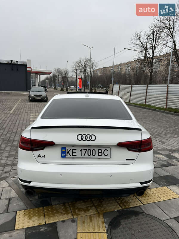 Седан Audi A4 2016 в Днепре