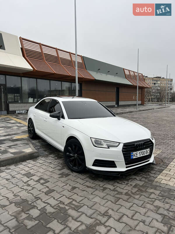 Седан Audi A4 2016 в Днепре