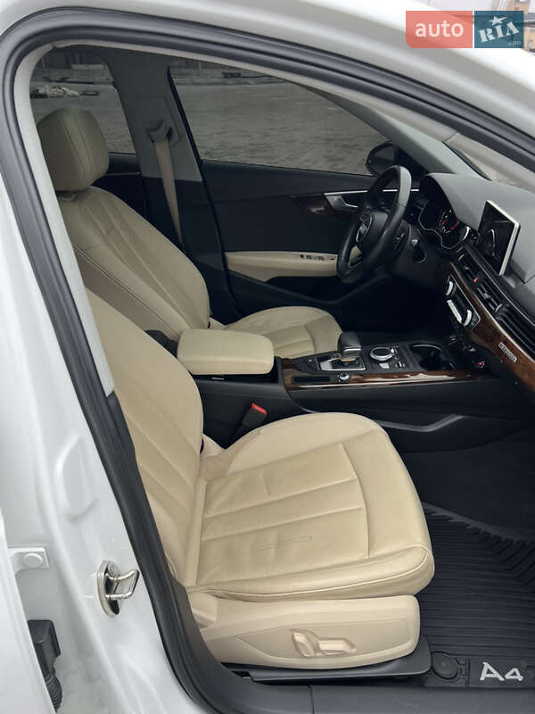 Седан Audi A4 2016 в Днепре