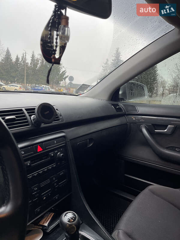 Седан Audi A4 2001 в Дубно