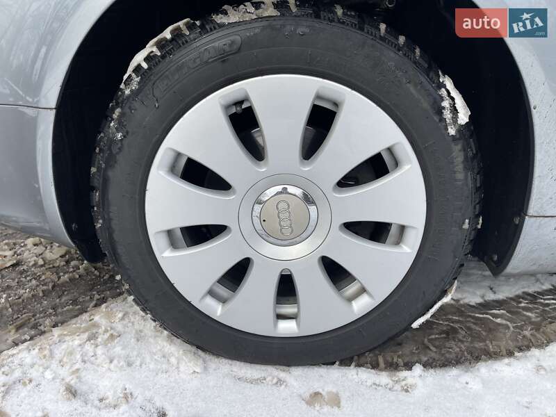 Седан Audi A4 2006 в Харькове