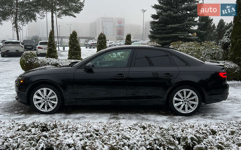 Седан Audi A4 2015 в Львове